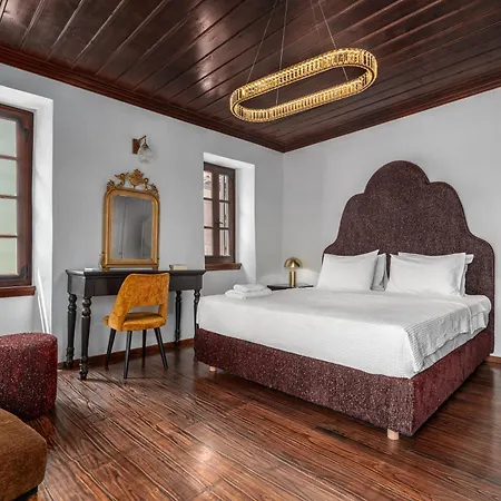 Villa Telegraphus Boutique *