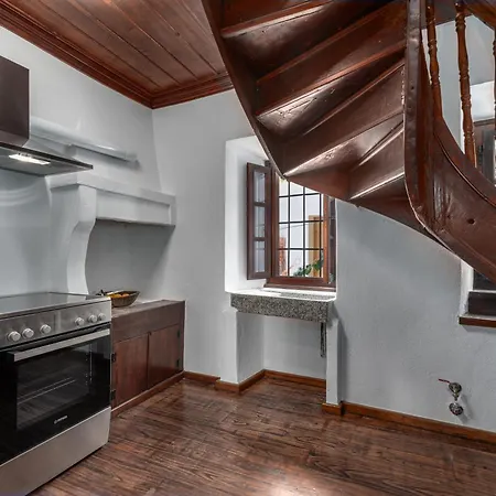 Telegraphus Boutique *